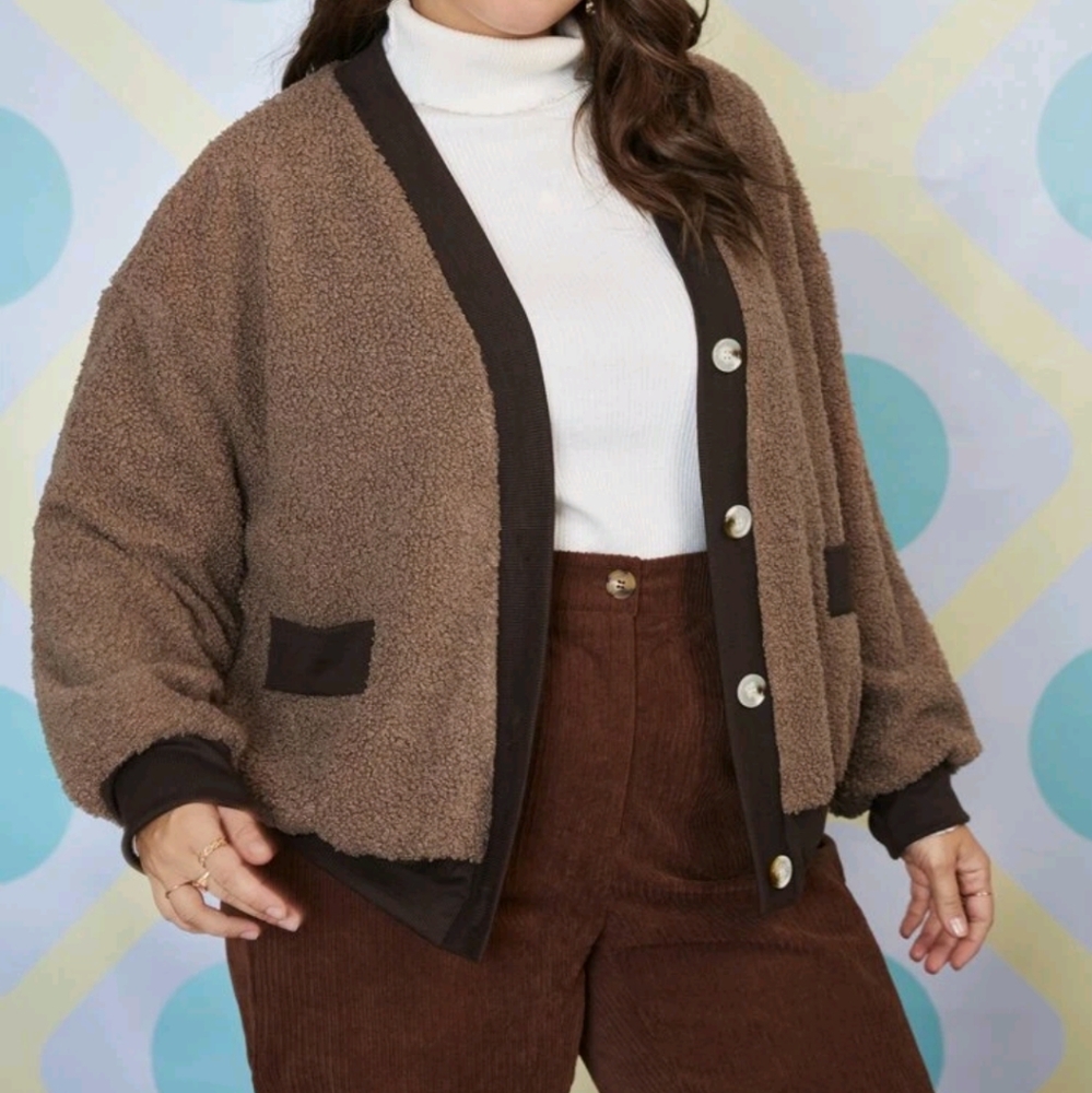 Drop shoulder teddy jacket